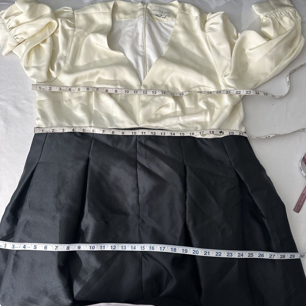 NWD $895 Sachin & Babi [ 20W ] Zoe V Neck Box Pleat Ball‎ Gown Ivory Black - Picture 3 of 14